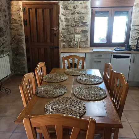 Casa Abuelo Cani * Arenas de San Pedro